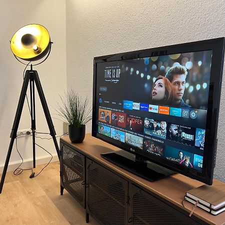 Modernes Haus Fuer 7 Gaeste 90M2 Tv Netflix Wlan Momlingen Εξωτερικό φωτογραφία
